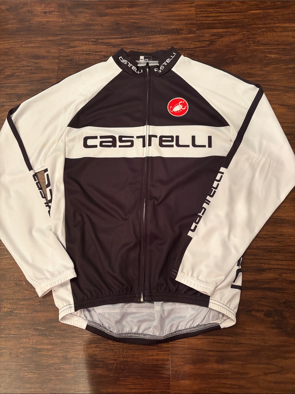 Castillo Men’s Black & White Long Sleeve Cycling Jacket